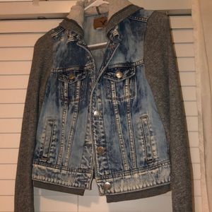 AE HOODIE JEAN JACKET